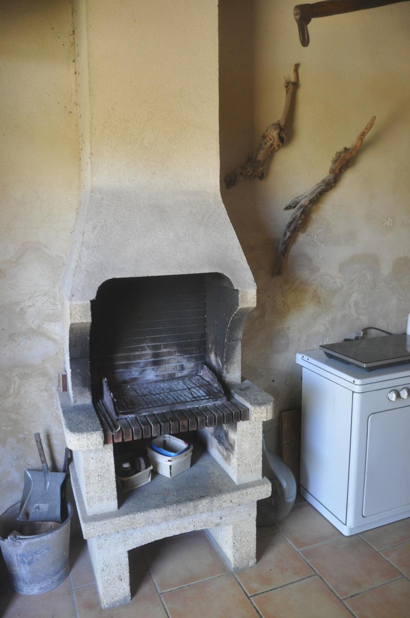 索尔古河畔的恩特莱奎斯La Ferme De Tonton Jules Et Mame Julia住宿加早餐旅馆 外观 照片
